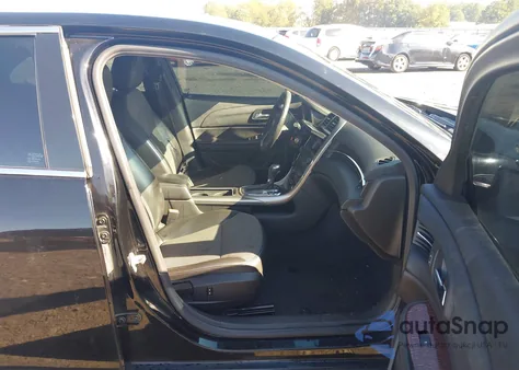 2013 Chevrolet Malibu 2Lt z USA, uszkodzony, nr VIN 1G11E5SA8DU133900